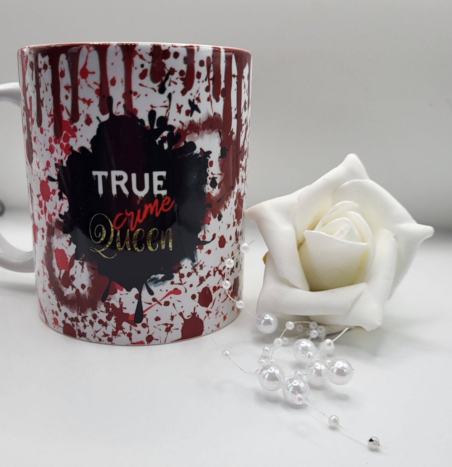 True crime Queen mug , coffee cup
