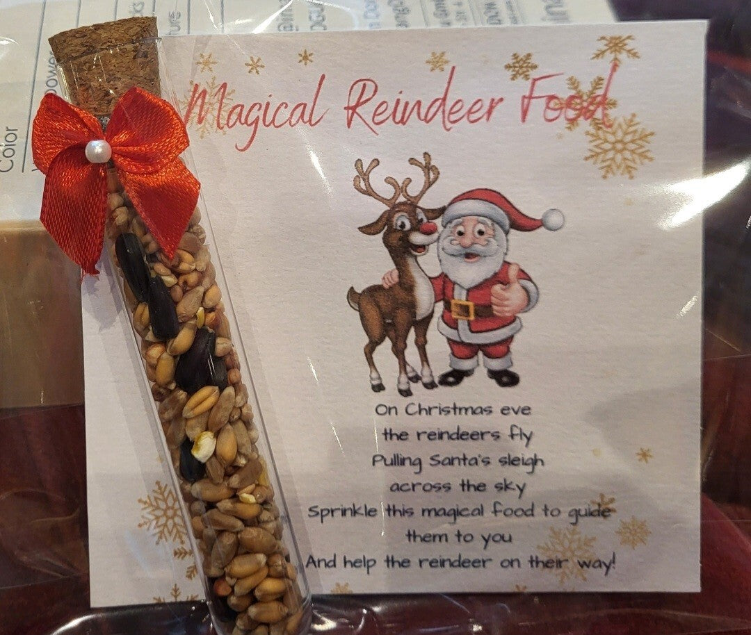 Magical Reindeer Food Tube: Christmas Eve Stocking Filler for Kids - Santa & Reindeer