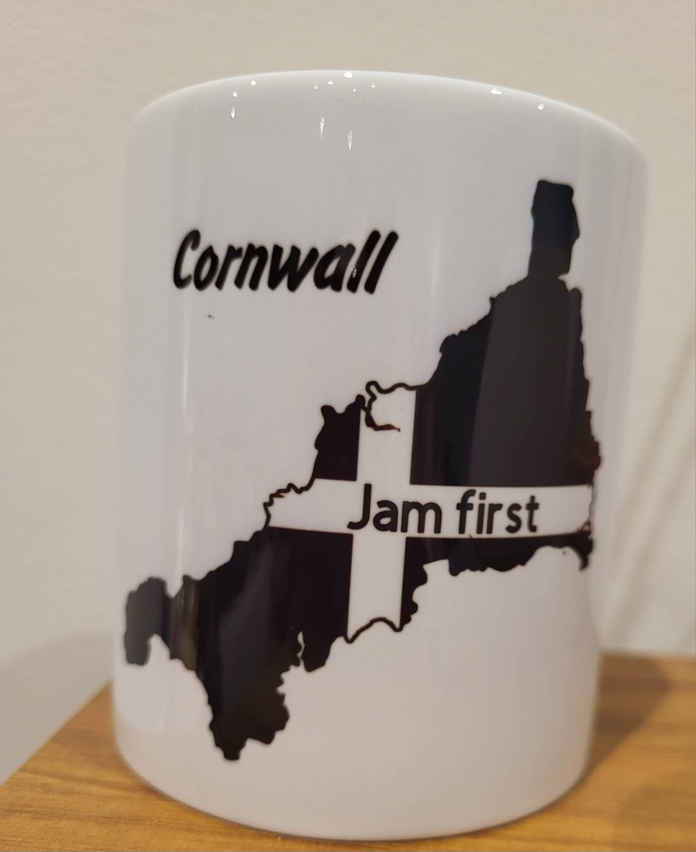 Cornwall Mug: Map of Cornwall with St Piran's Cross & "Jam First" Slogan