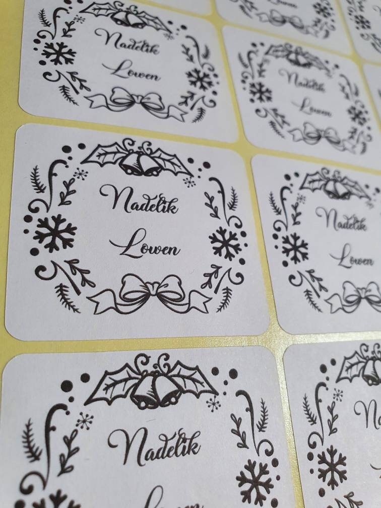 Nadelik Lowen Labels: Christmas Wreath Stickers with Bells, Holly, and Snowflakes