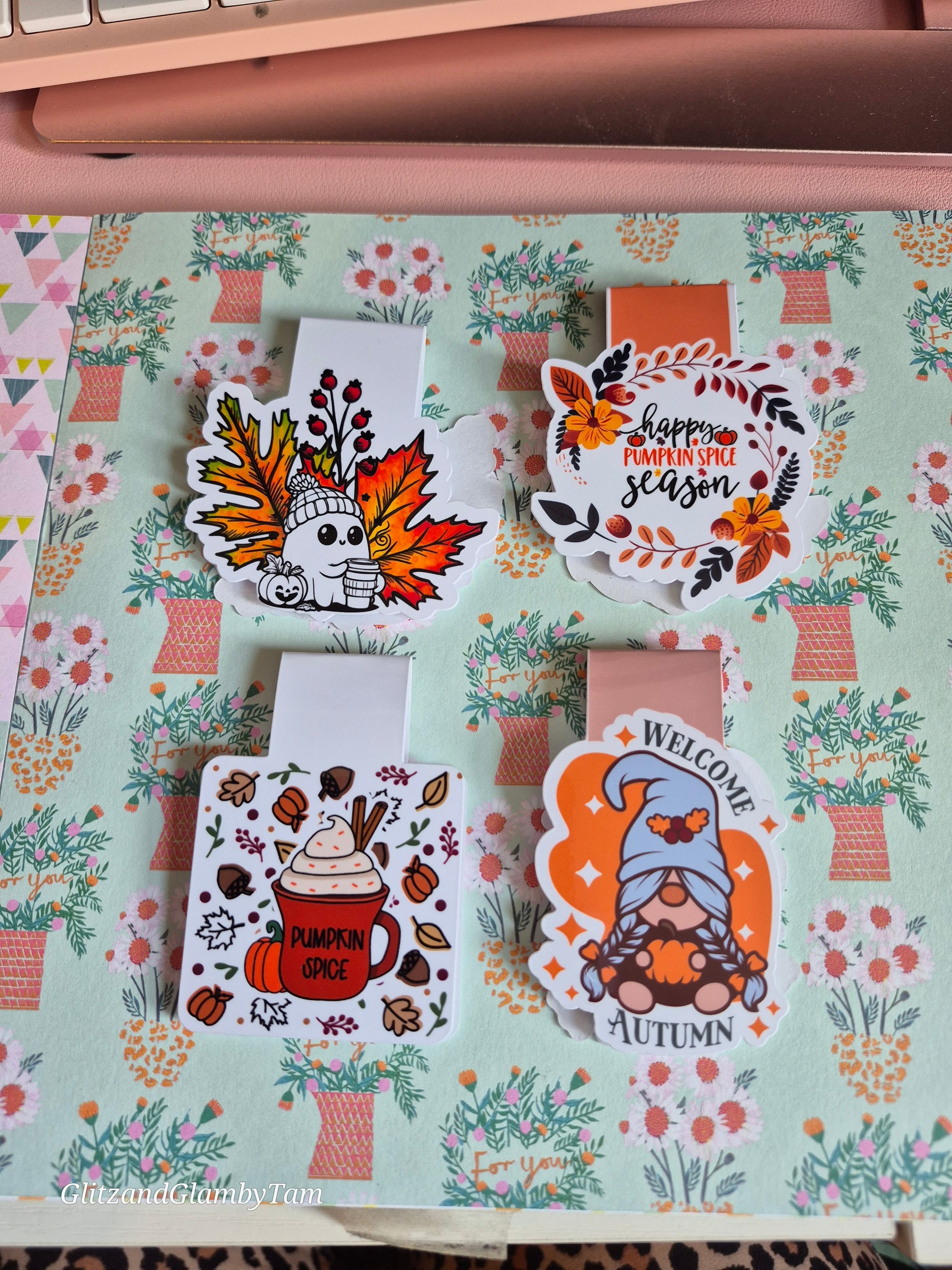 Autumn fall themed magnetic bookmark , PSL , book lover gift