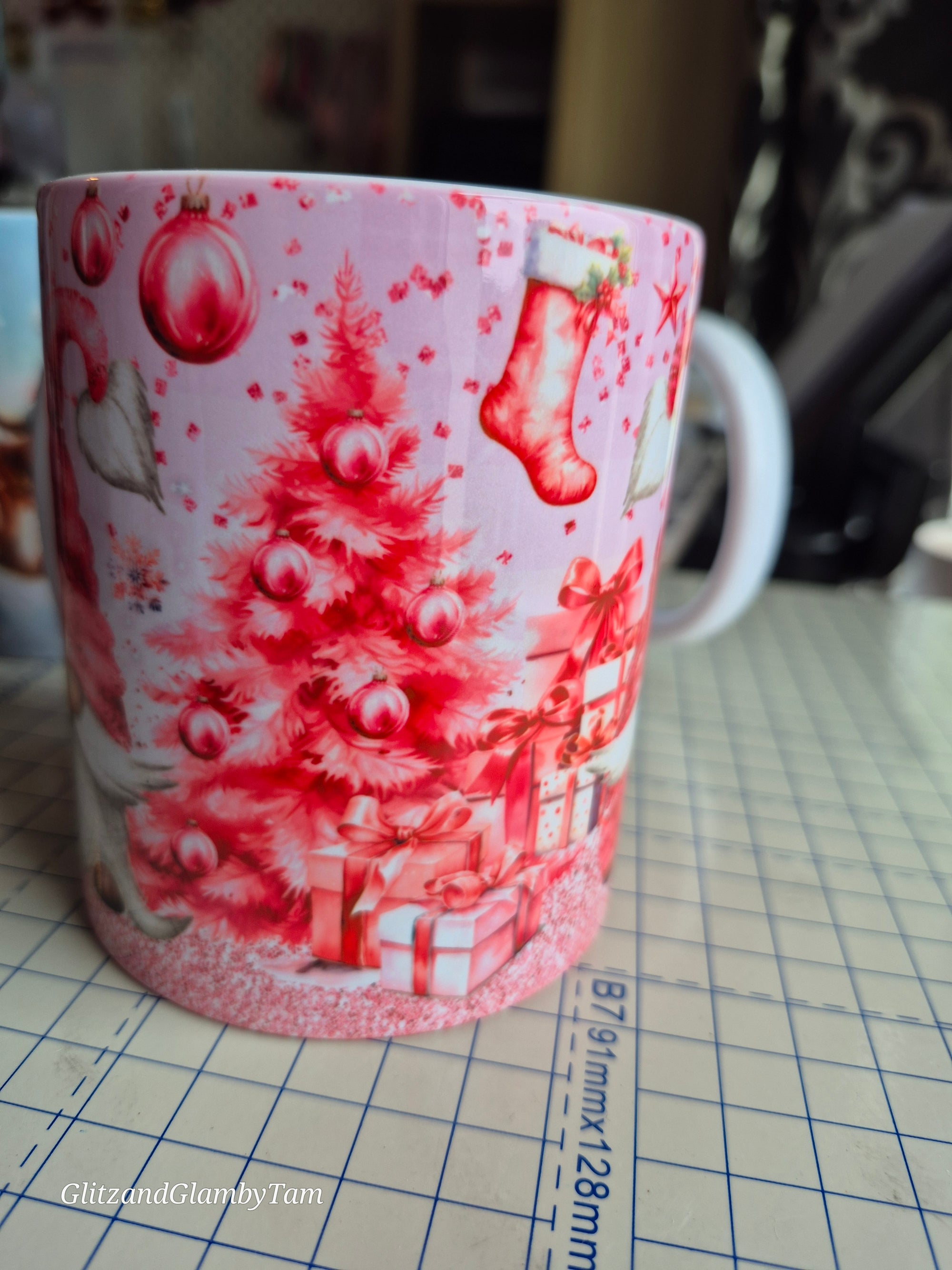 🎄 Personalised Pink Christmas Gonk Mug – 11oz | Dishwasher & Microwave Safe | Festive Gift Idea 🎁